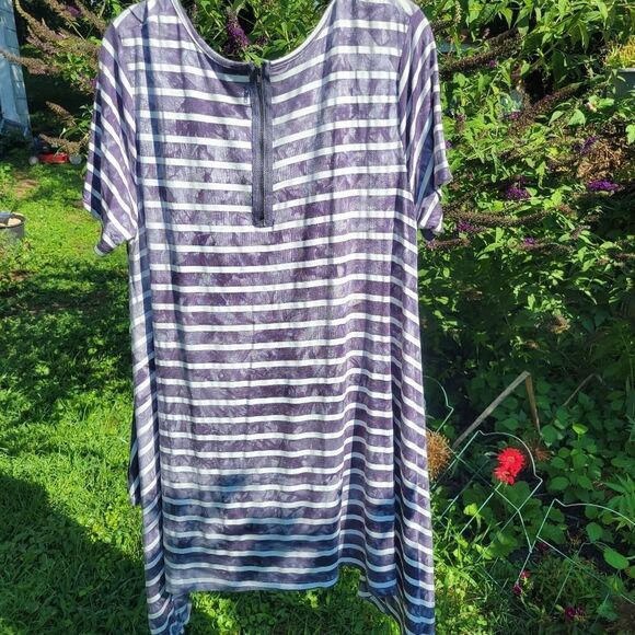 Sharkbite Tunic  - Picture 8 of 8